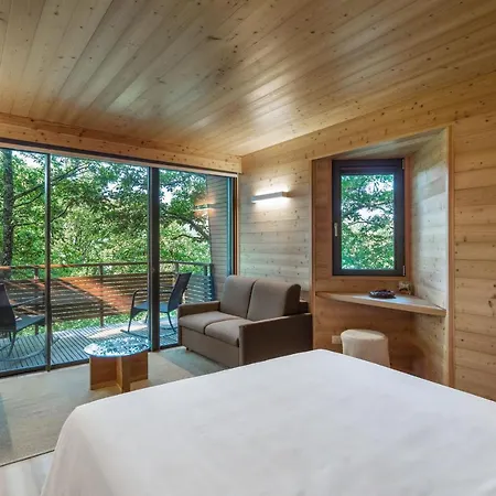 Park Olimpia מלון